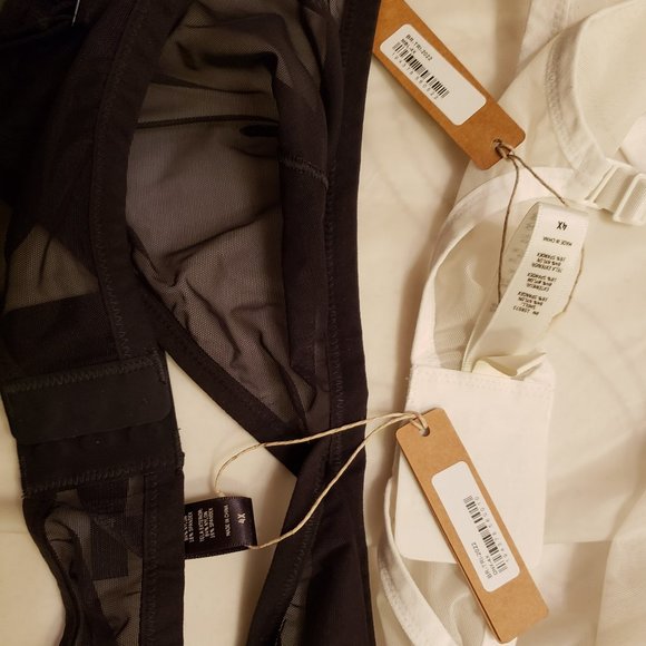 Skims Ultrafine Mesh Triangle Bra, pack of two - Picture 5 of 6